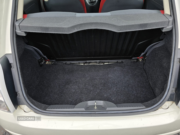 Fiat 500 HATCHBACK in Down