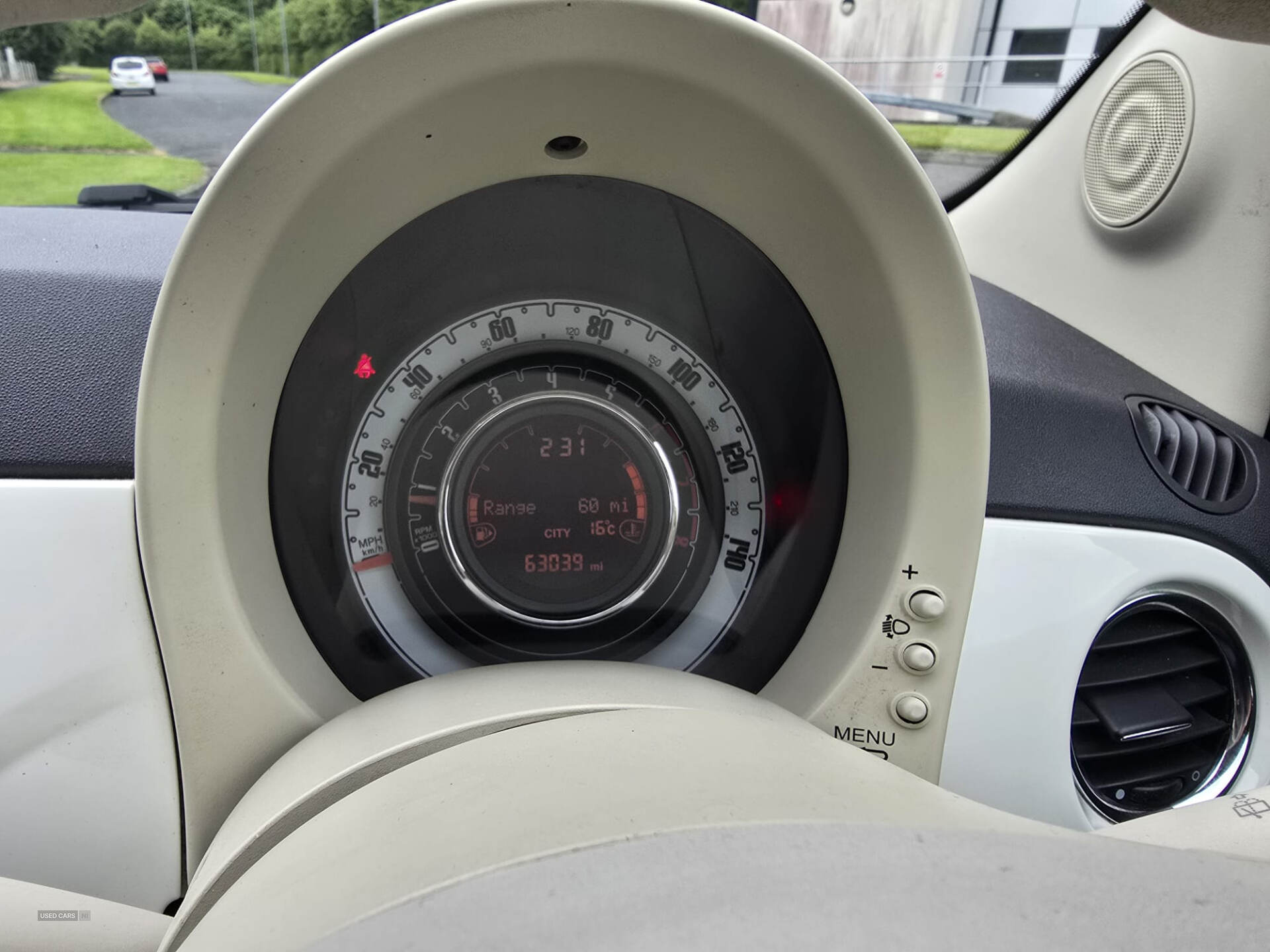 Fiat 500 HATCHBACK in Down