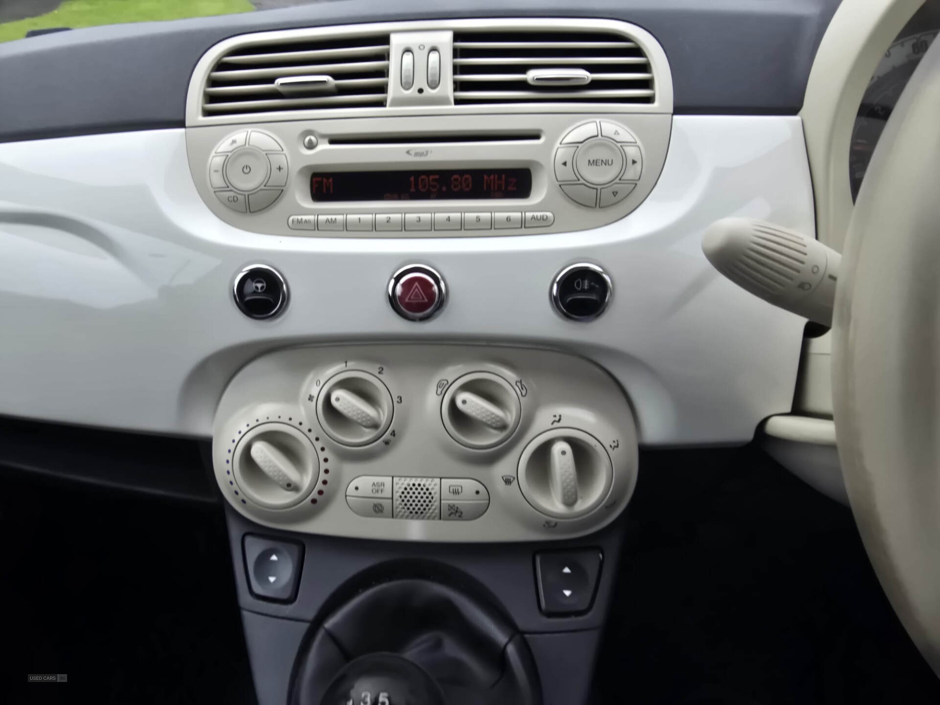 Fiat 500 HATCHBACK in Down