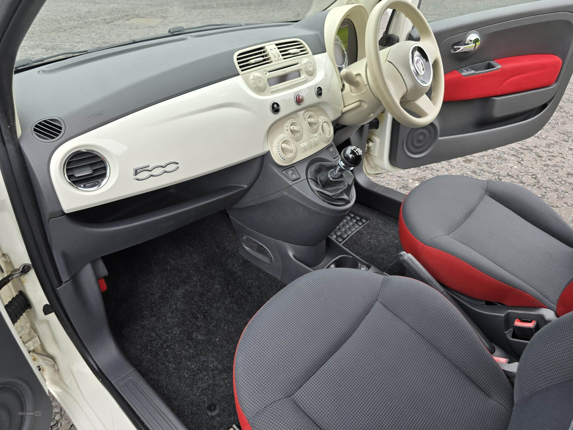 Fiat 500 HATCHBACK in Down