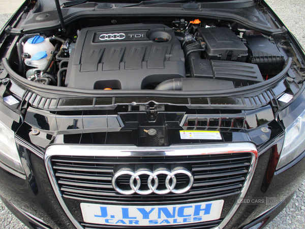 Audi A3 DIESEL SPORTBACK in Down