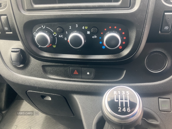 Renault Trafic LWB DIESEL in Down