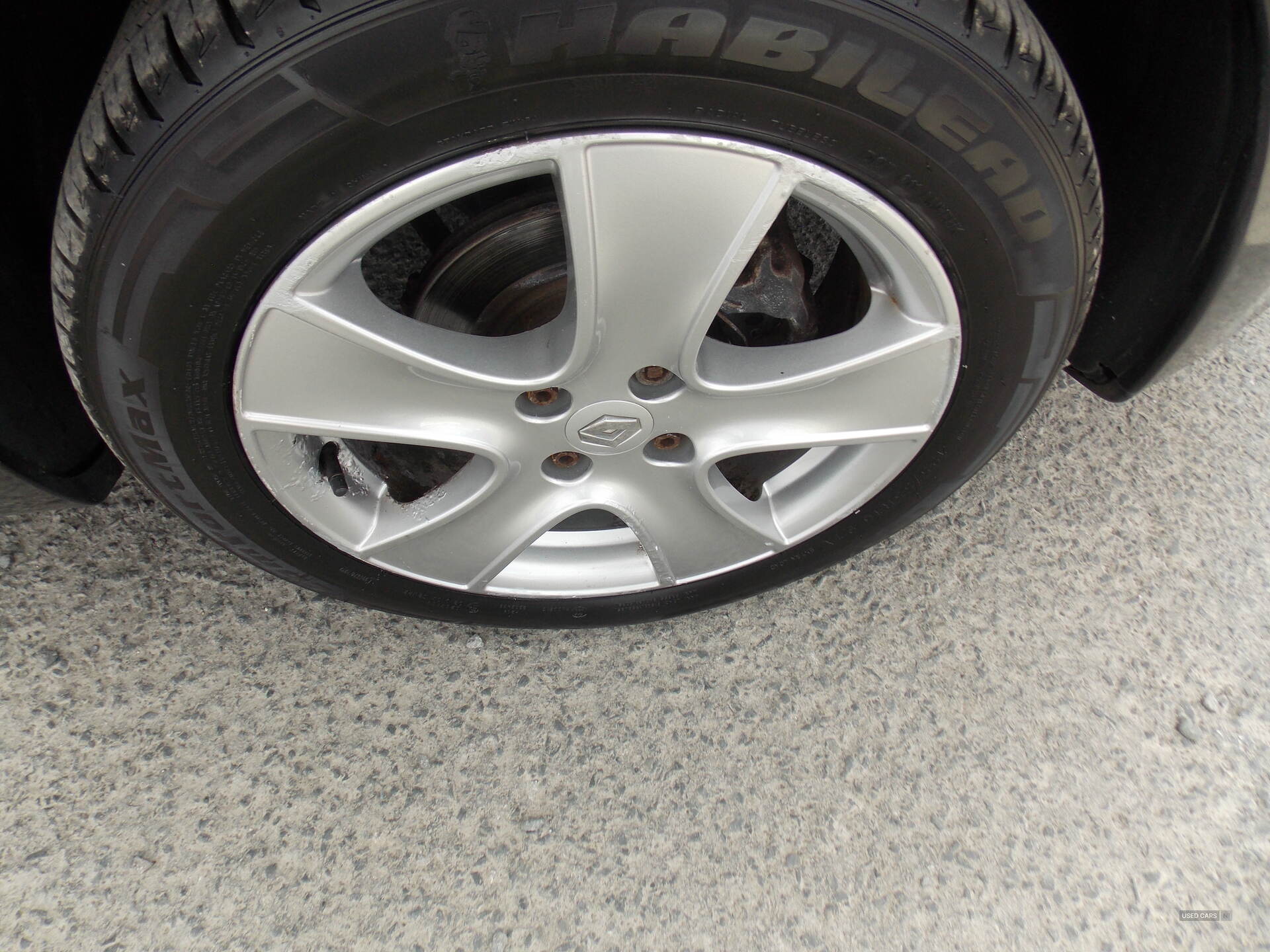 Sep 2013 Renault Clio 1.2 16V Expression+ 5dr