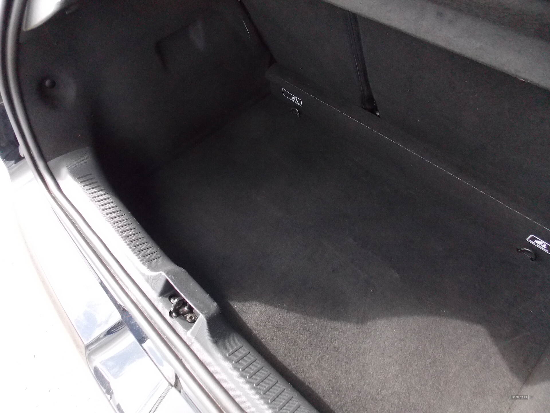 Sep 2013 Renault Clio 1.2 16V Expression+ 5dr