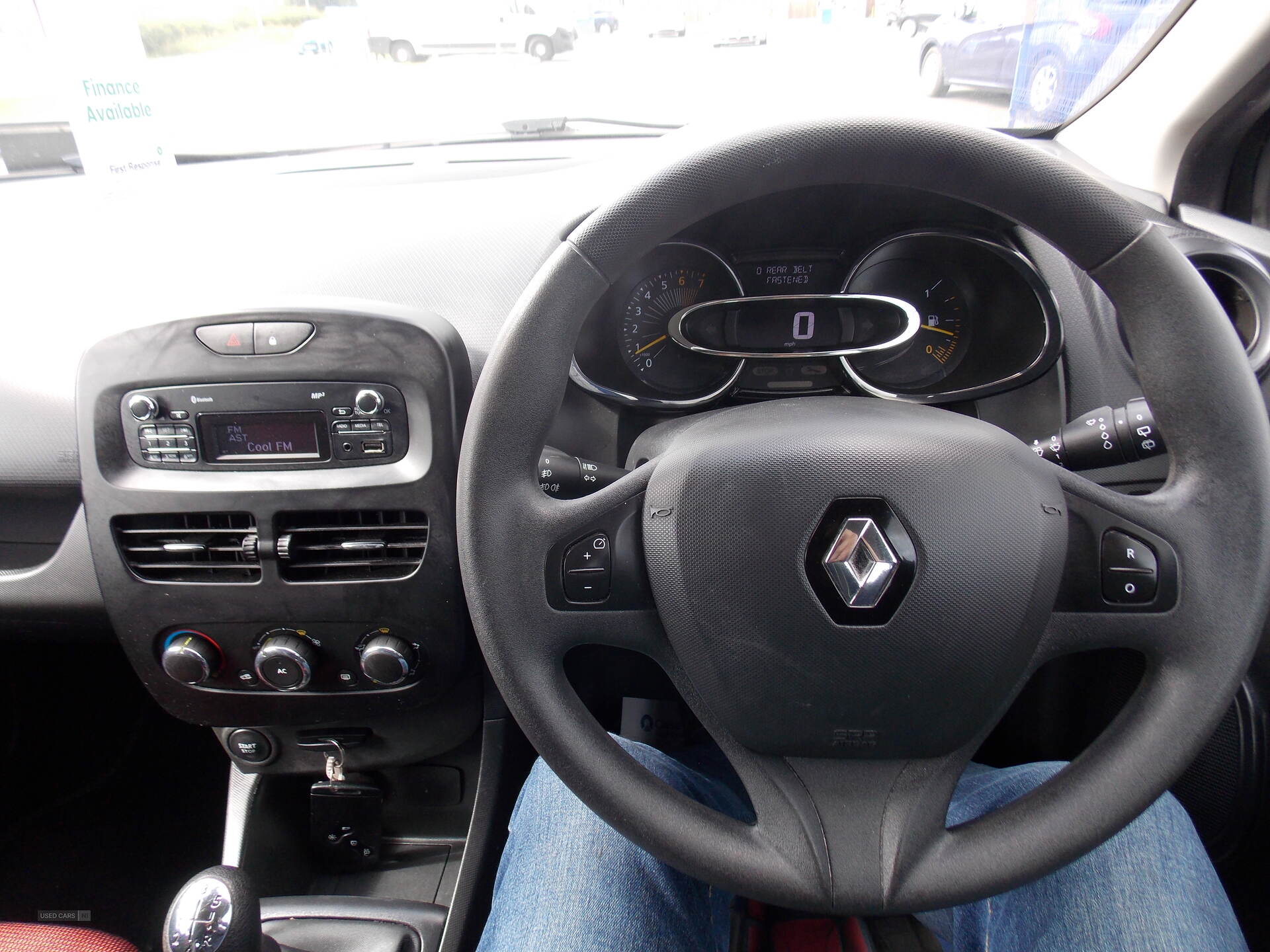 Sep 2013 Renault Clio 1.2 16V Expression+ 5dr