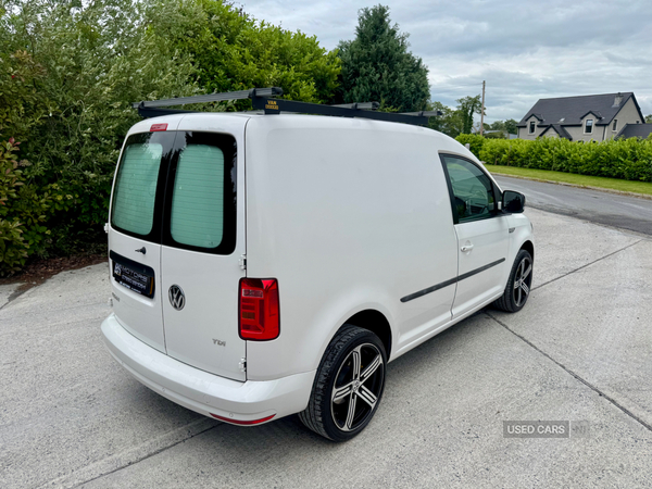 Volkswagen Caddy C20 DIESEL in Down