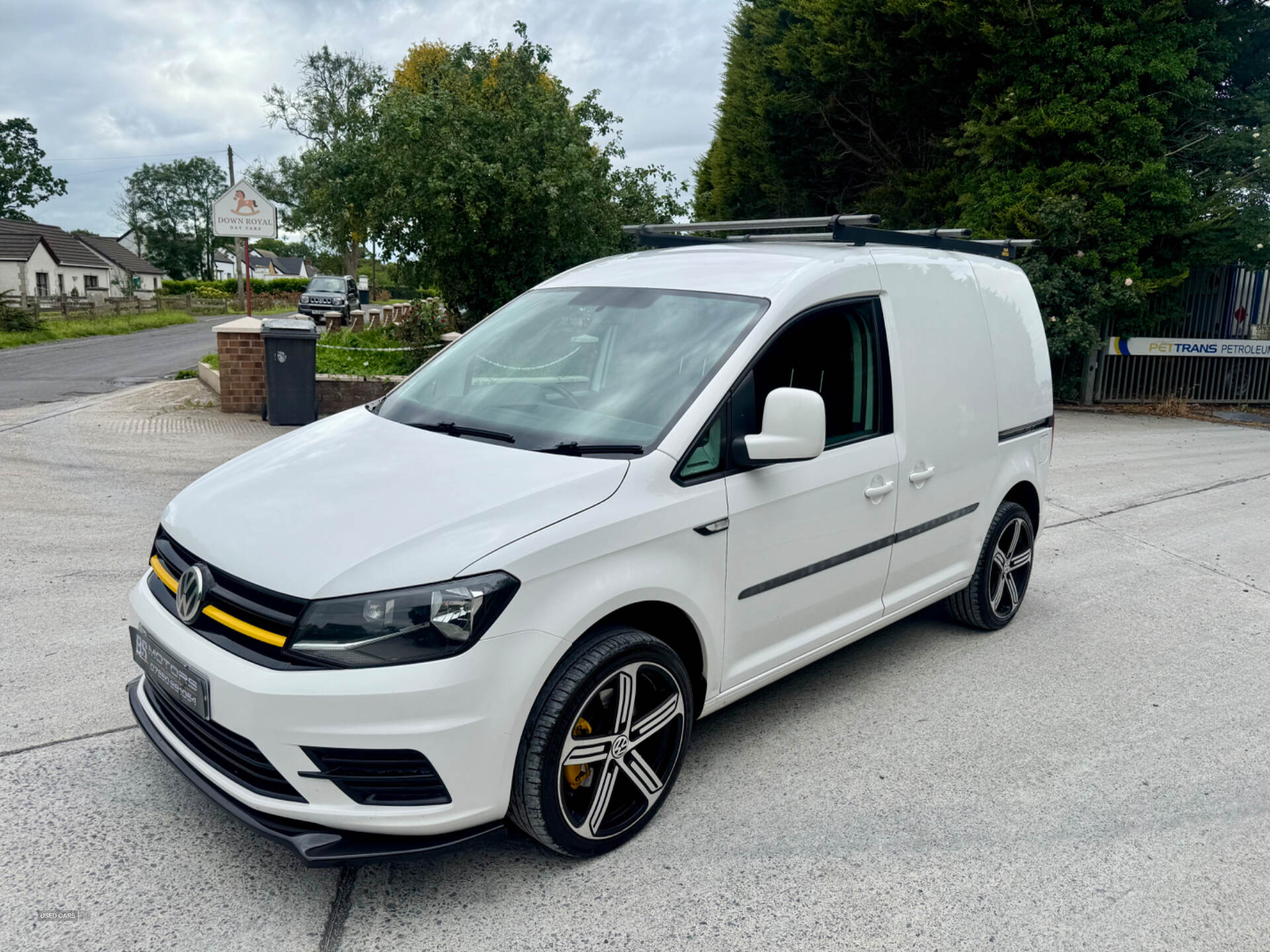 Volkswagen Caddy C20 DIESEL in Down