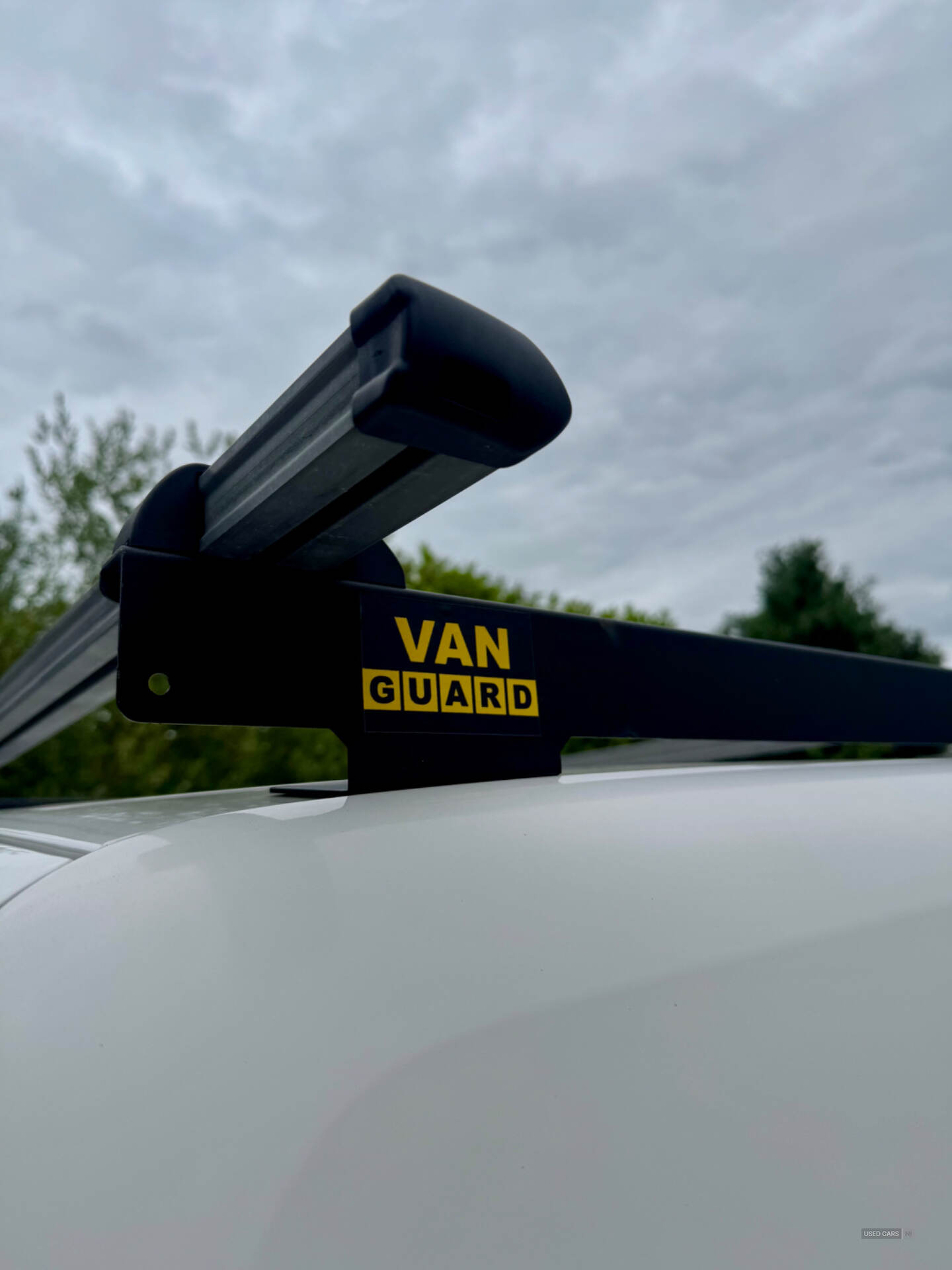 Volkswagen Caddy C20 DIESEL in Down