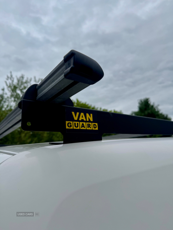 Volkswagen Caddy C20 DIESEL in Down