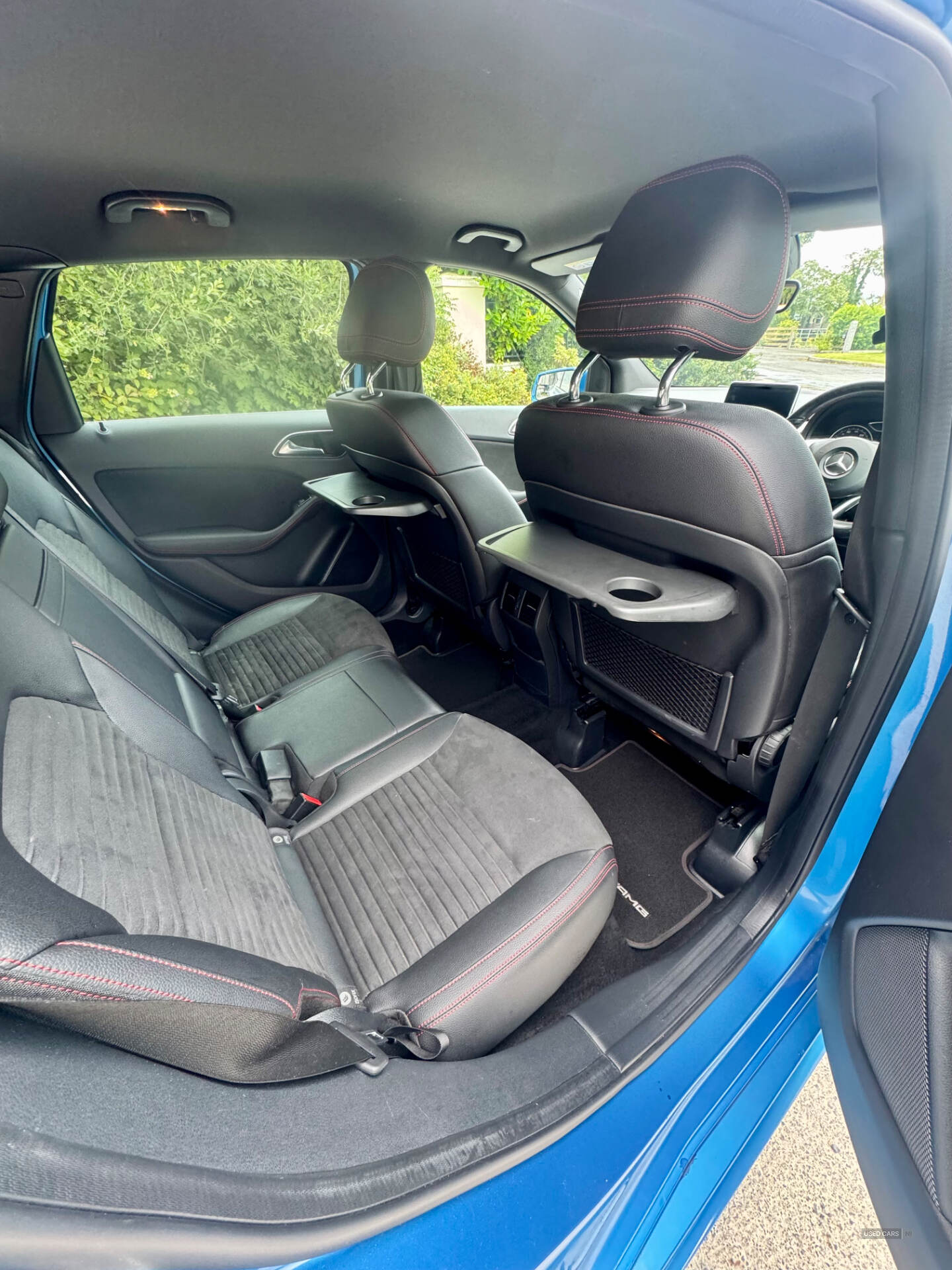 Mercedes B-Class DIESEL HATCHBACK in Down