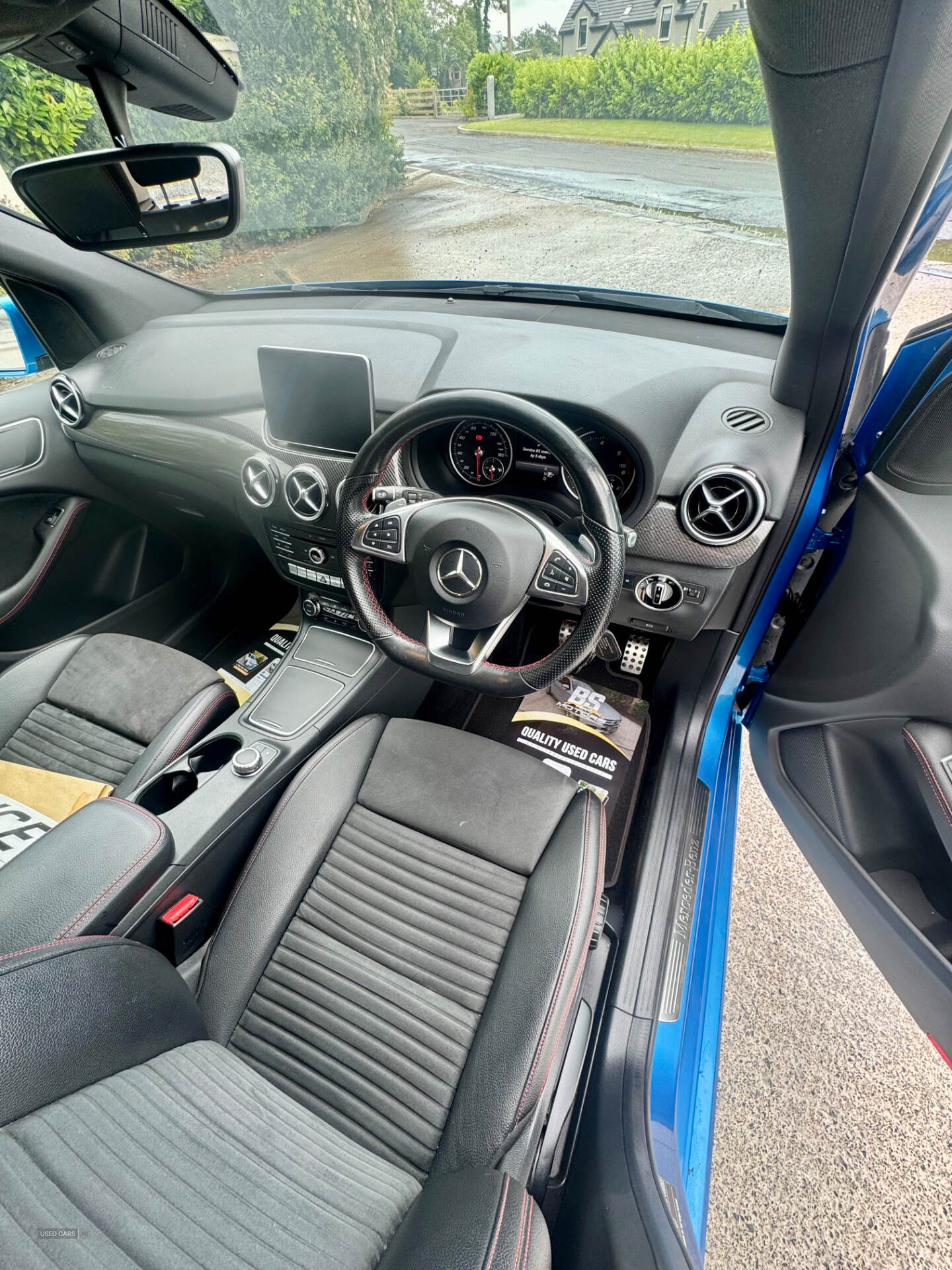 Mercedes B-Class DIESEL HATCHBACK in Down