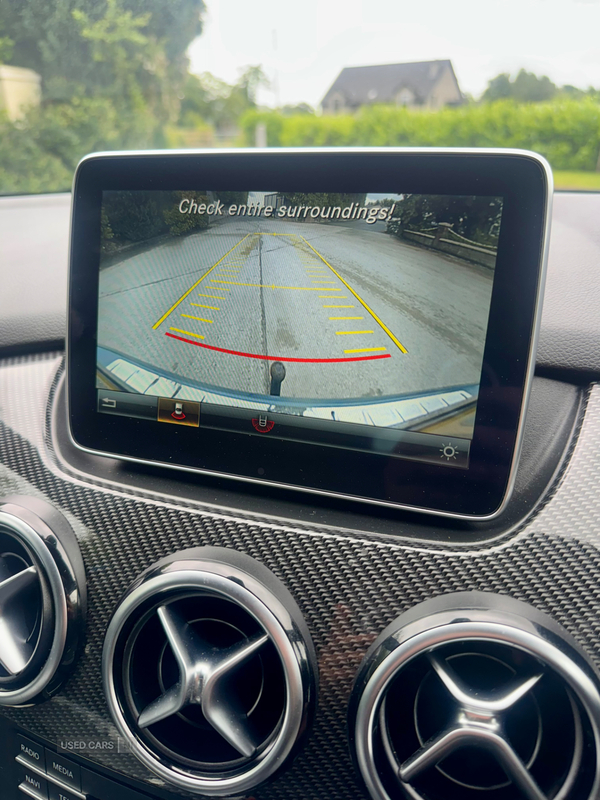Mercedes B-Class DIESEL HATCHBACK in Down