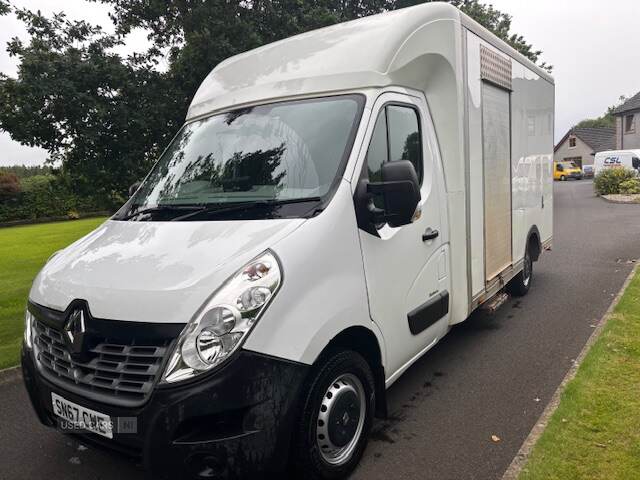 Sep 2017 Renault Master LL35dCi 130 Business Low Roof Luton Loloader