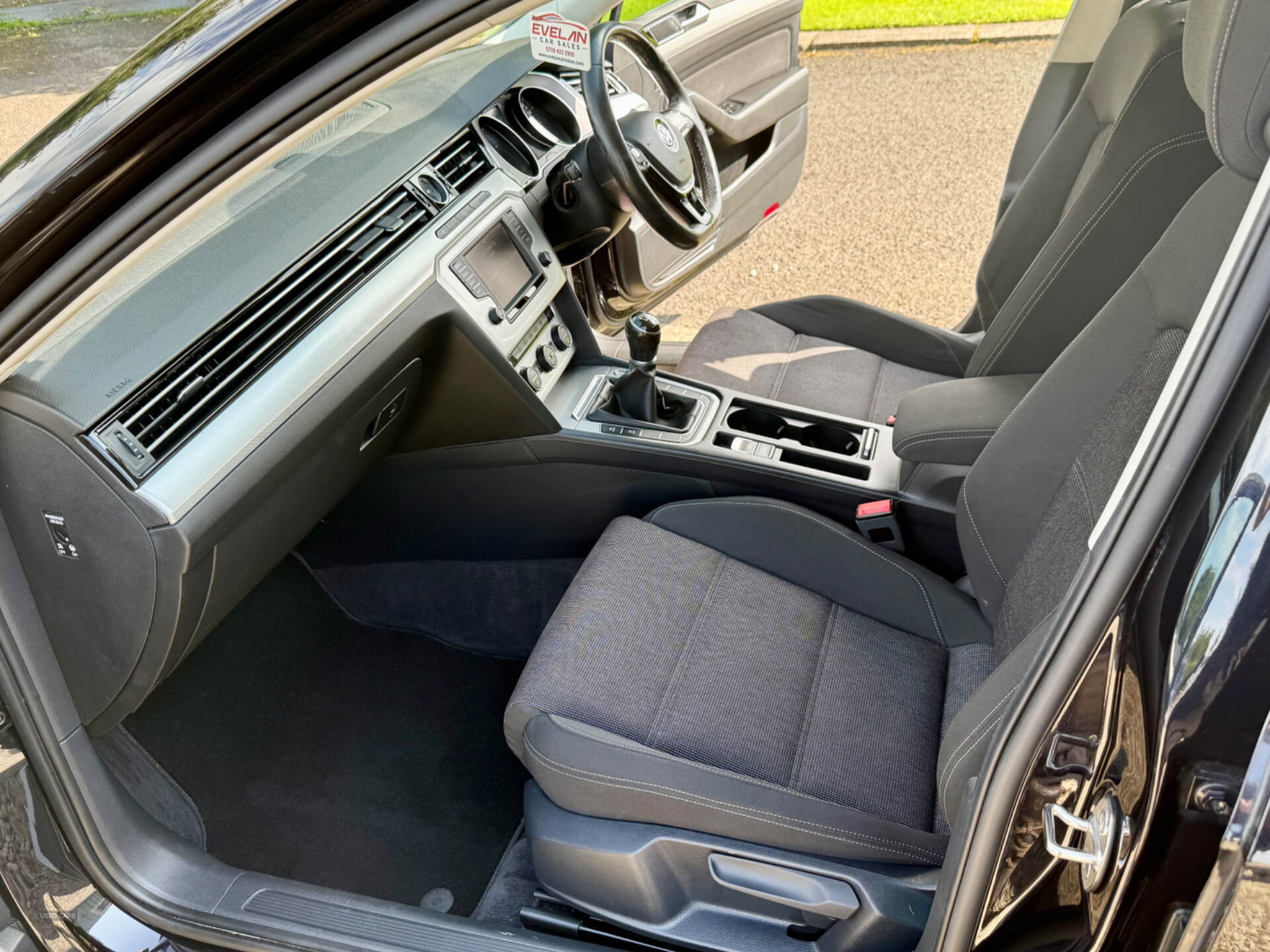 Volkswagen Passat DIESEL SALOON in Derry / Londonderry
