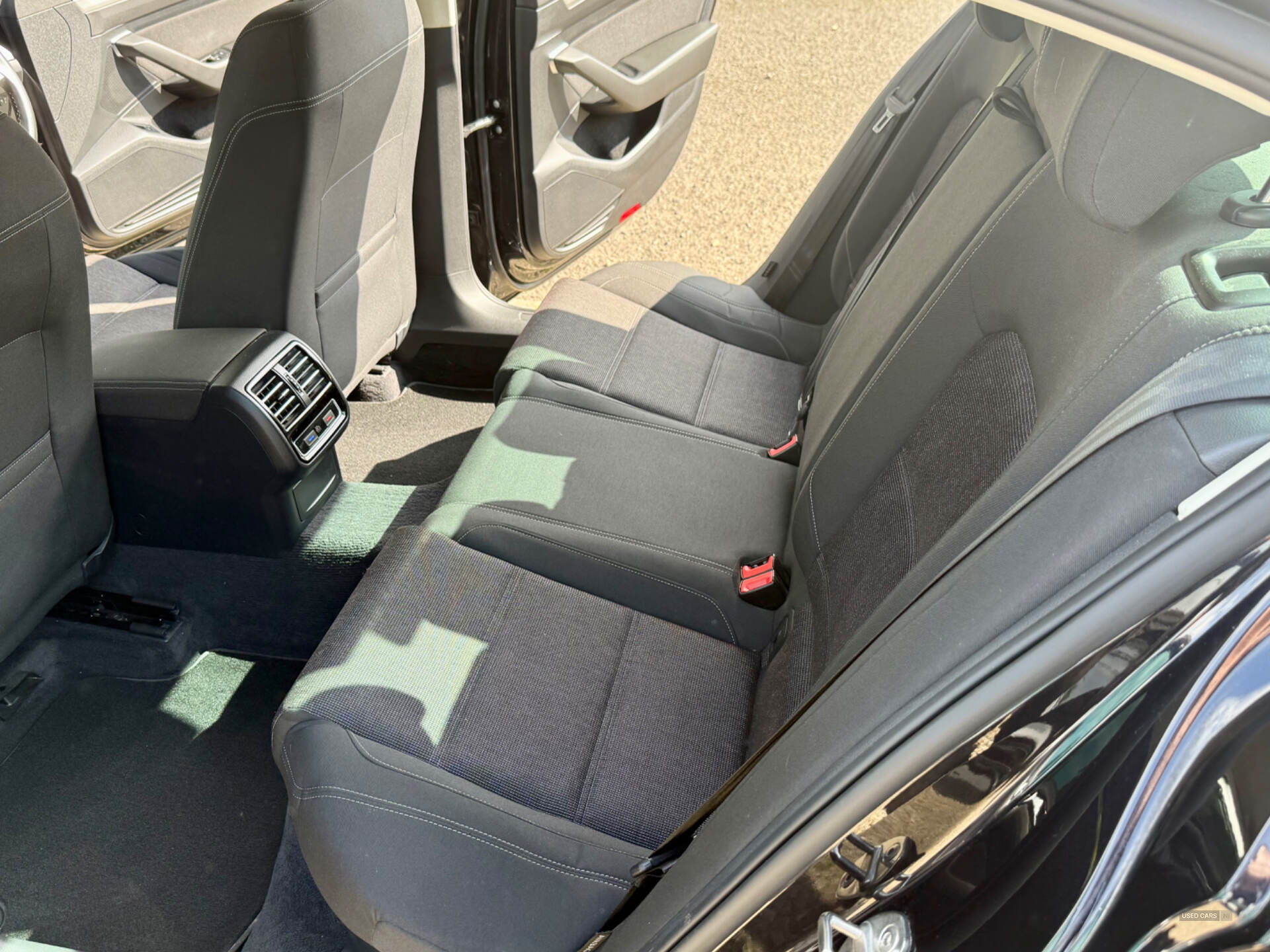 Volkswagen Passat DIESEL SALOON in Derry / Londonderry