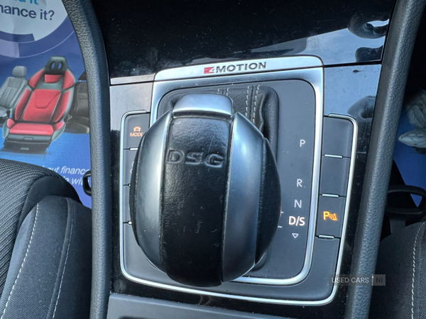 Volkswagen Golf HATCHBACK in Antrim