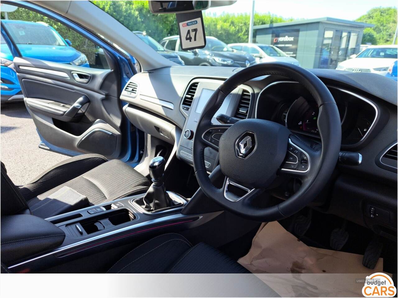 Car Thumbnail 12