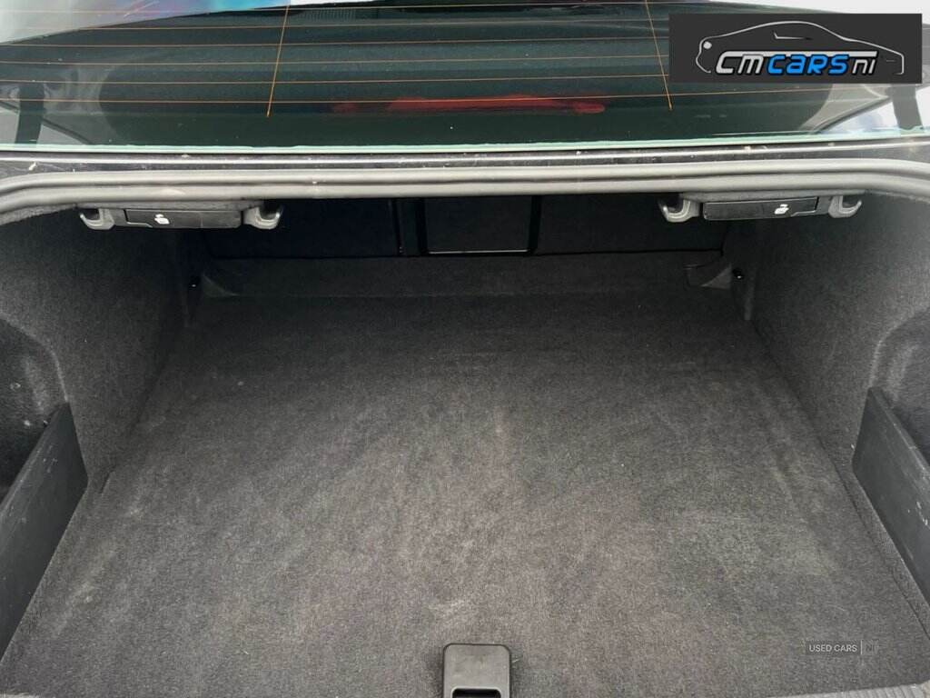 Jan 2014 Volkswagen Passat 2.0 TDI Bluemotion Tech Highline 4dr
