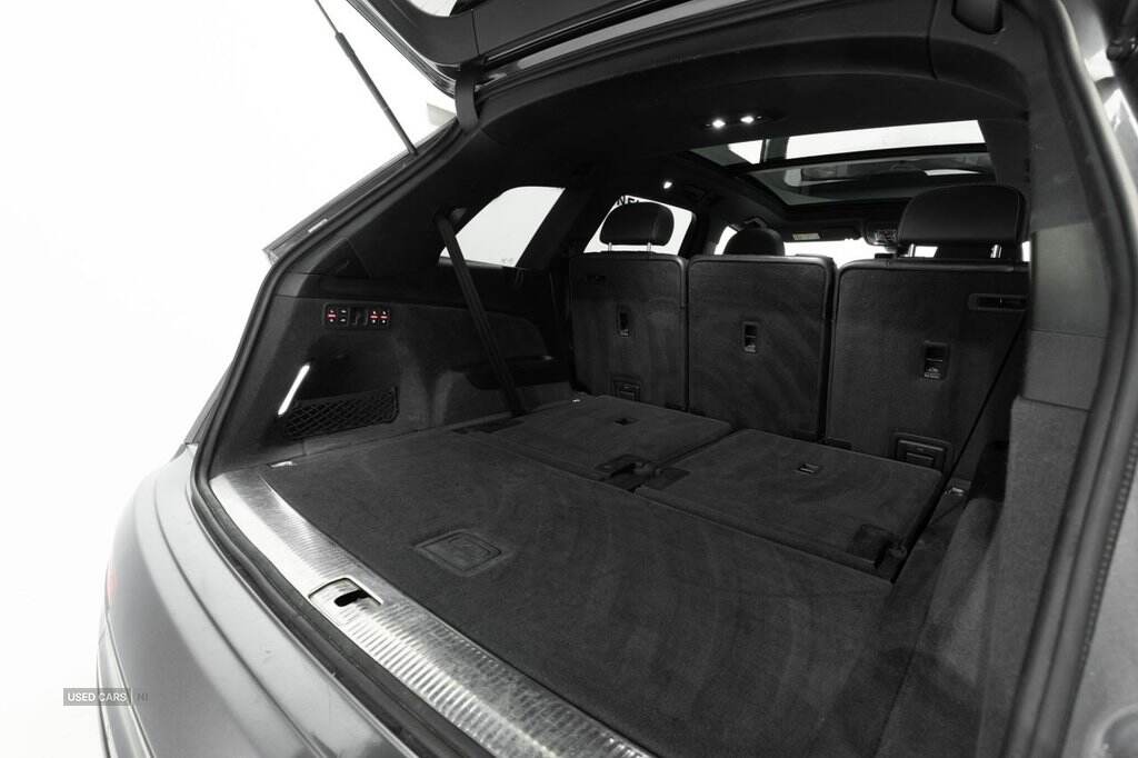 Nov 2018 Audi Q7 50 TDI Quattro S Line 5dr Tiptronic