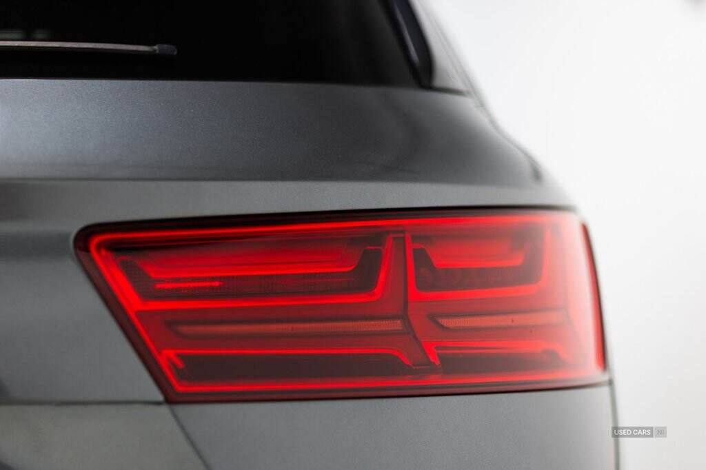 Nov 2018 Audi Q7 50 TDI Quattro S Line 5dr Tiptronic