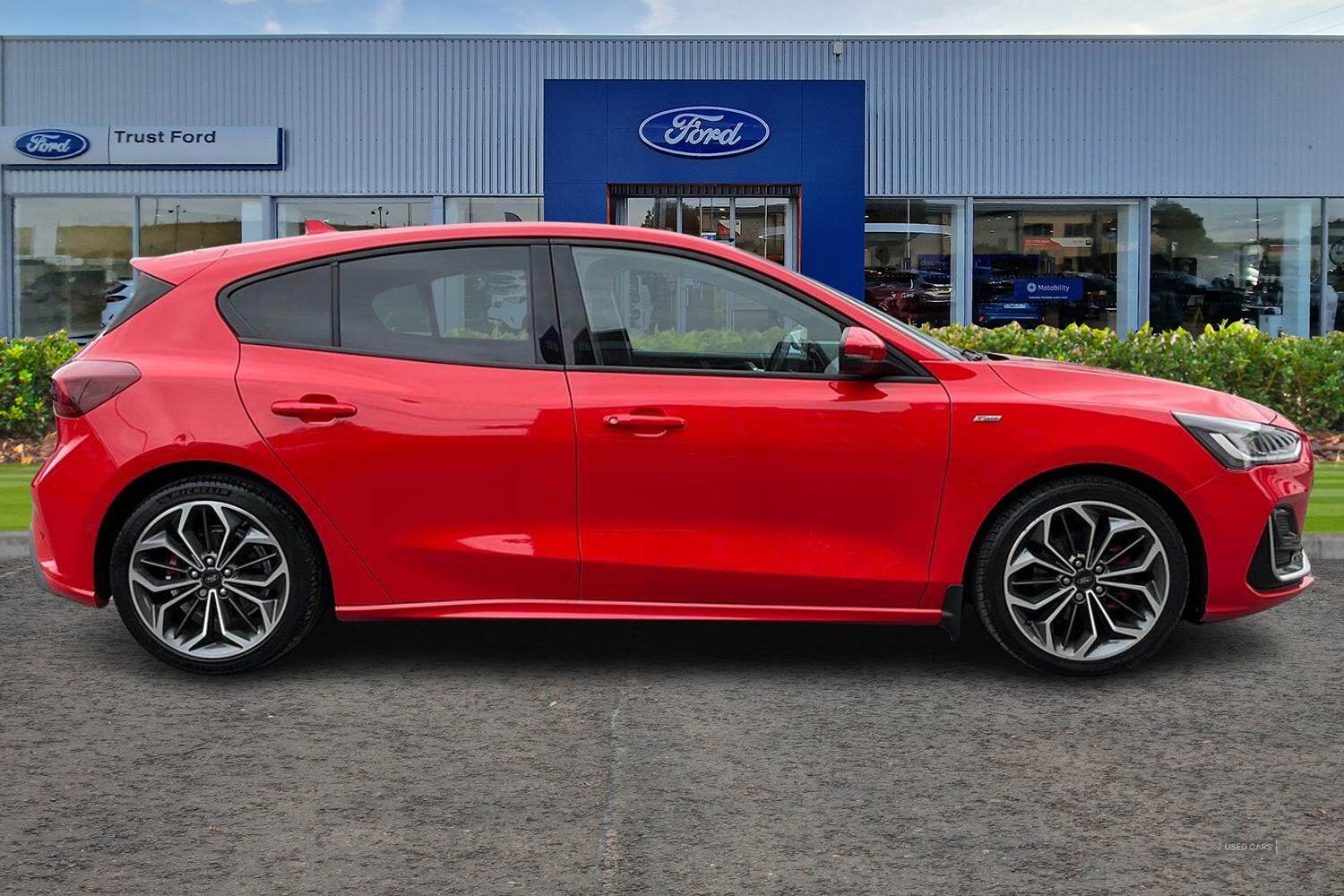 Aug 2022 Ford Focus 1.0 EcoBoost ST-Line Vignale 5dr