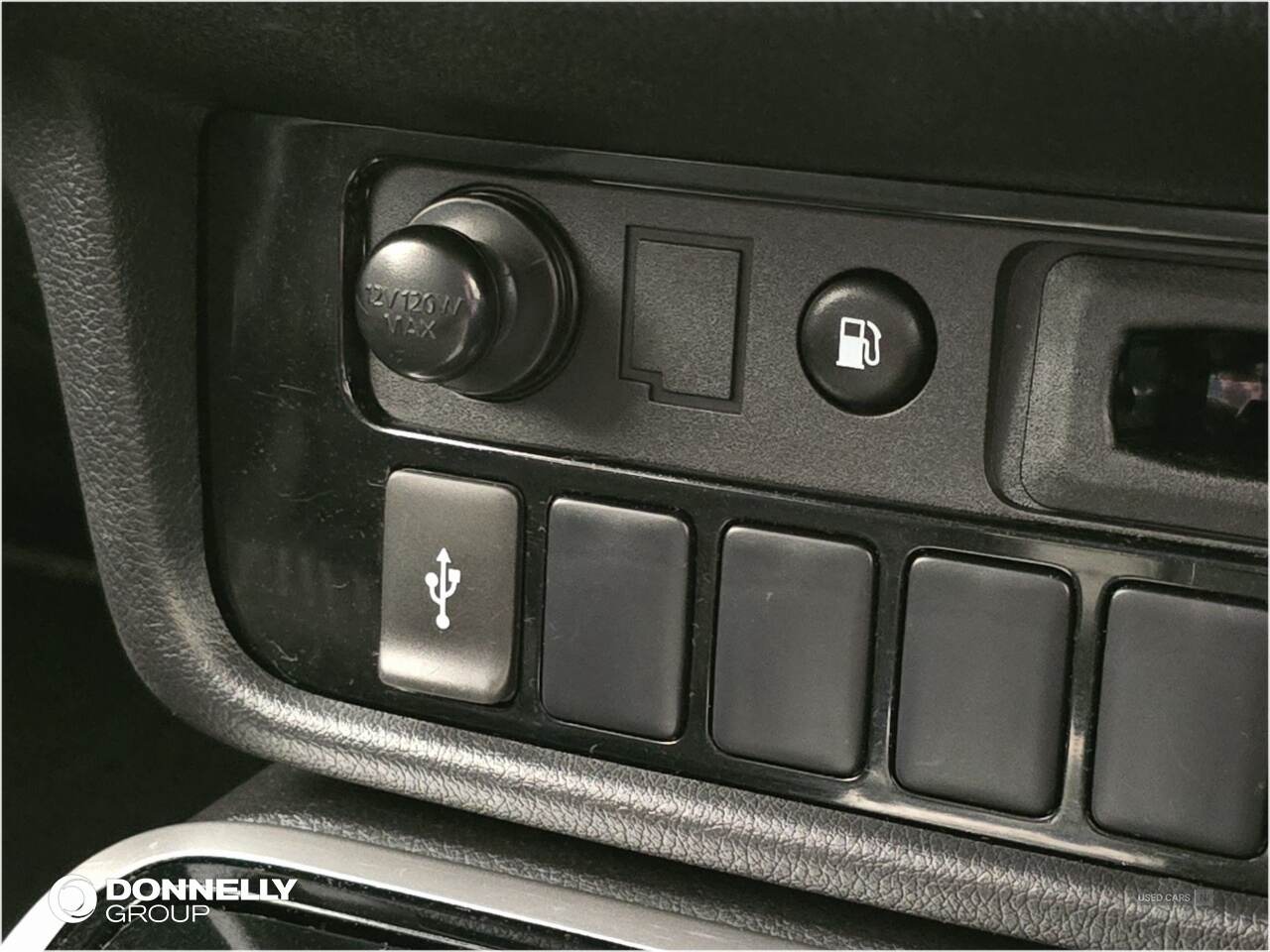 May 2021 Mitsubishi Outlander 2.4 PHEV Design 5dr Auto