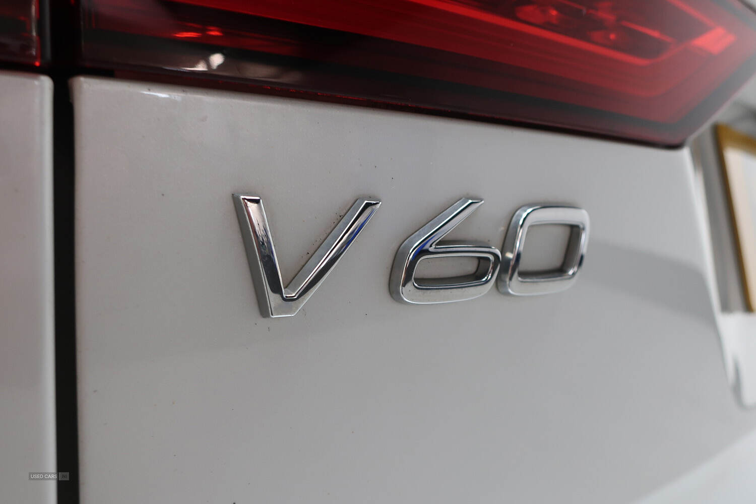 Mar 2022 Volvo V60 2.0 B3P R DESIGN 5dr Auto [7 speed]