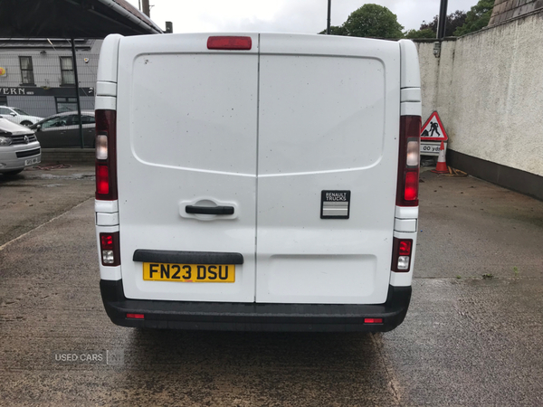 Renault Trafic 3T1 FWD 2.0 DCI 150 L2 H1 RED EDITION in Antrim