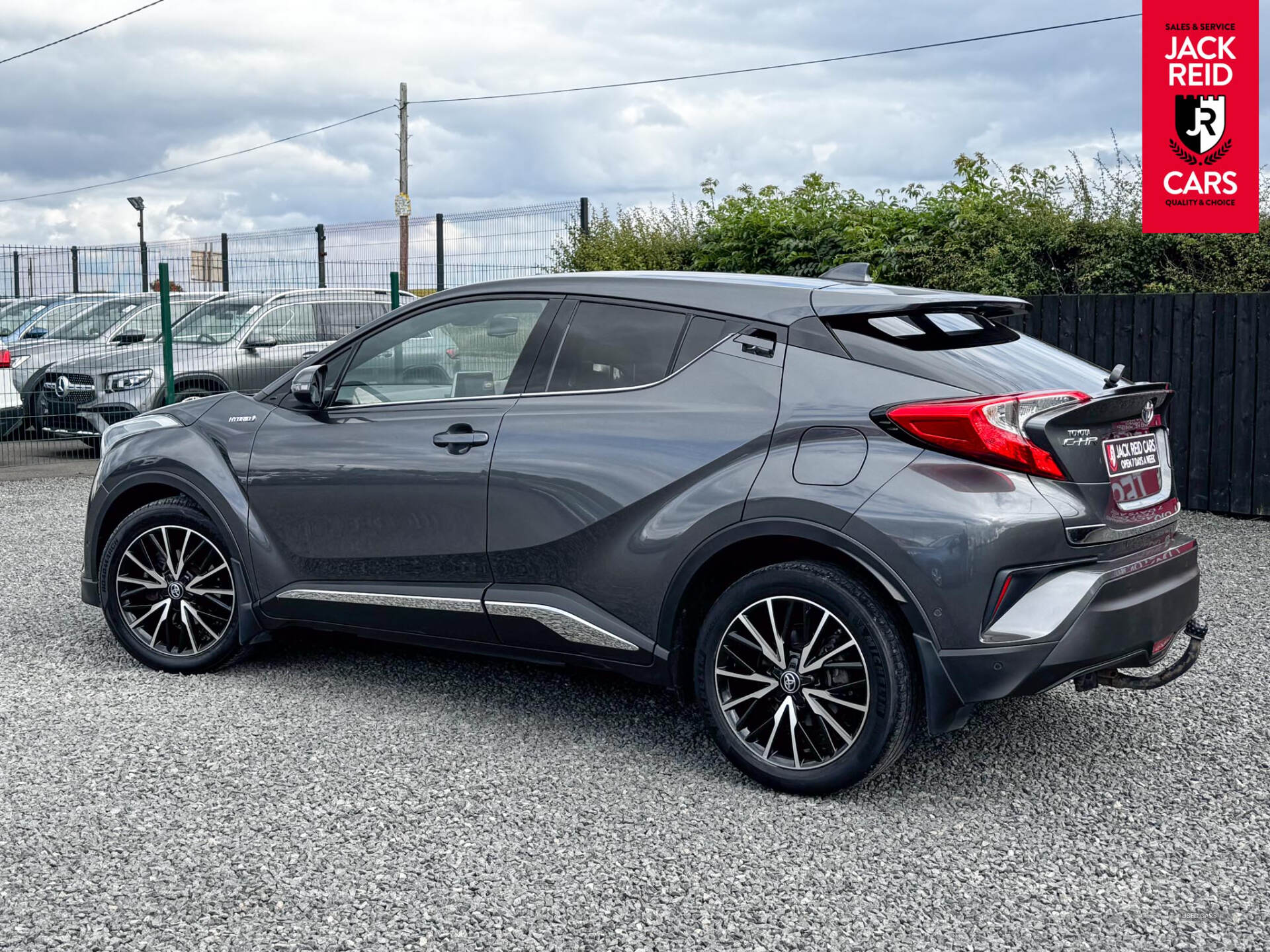 Mar 2017 Toyota C-HR 1.8 Hybrid Excel 5dr CVT