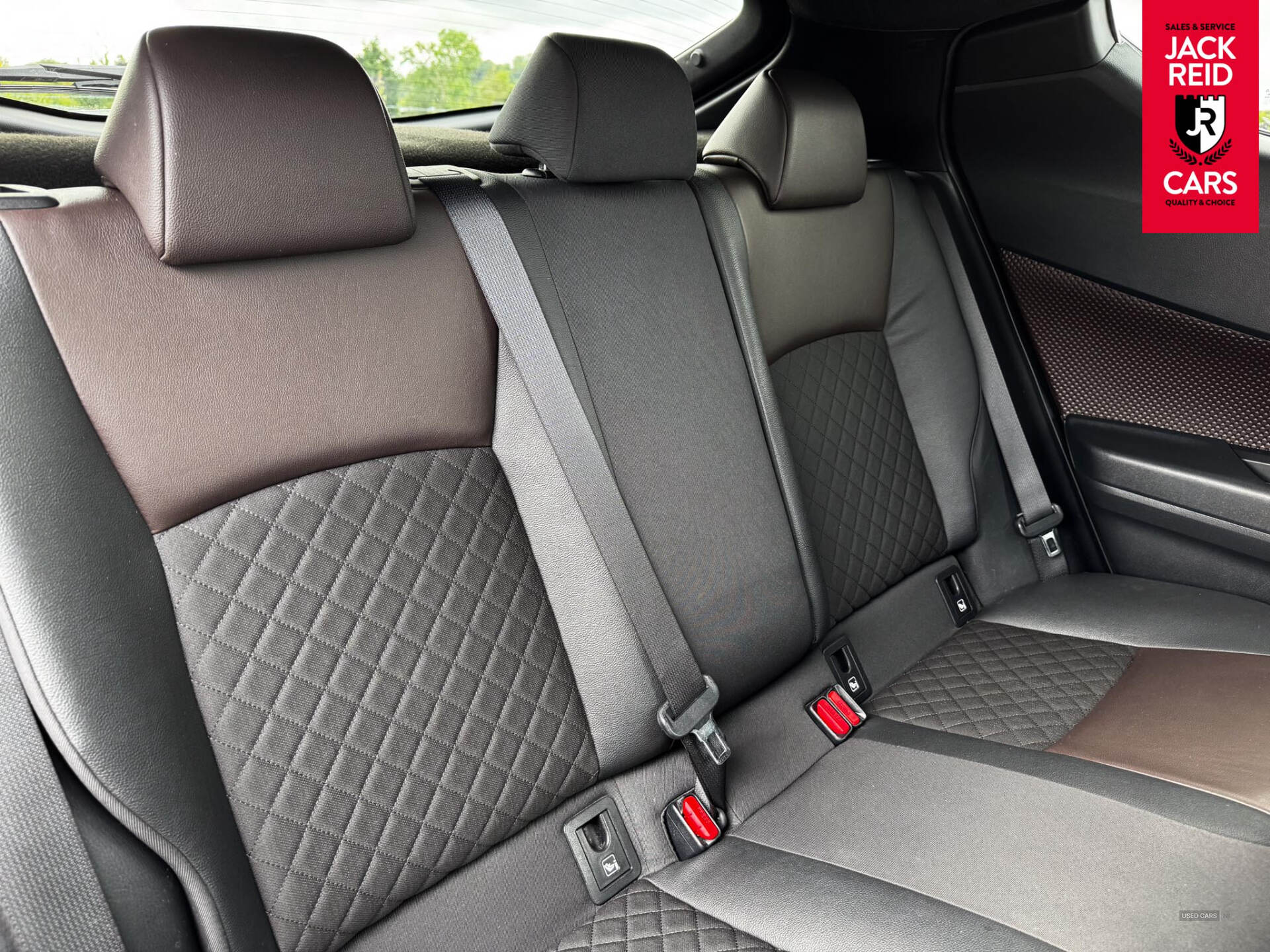 Mar 2017 Toyota C-HR 1.8 Hybrid Excel 5dr CVT
