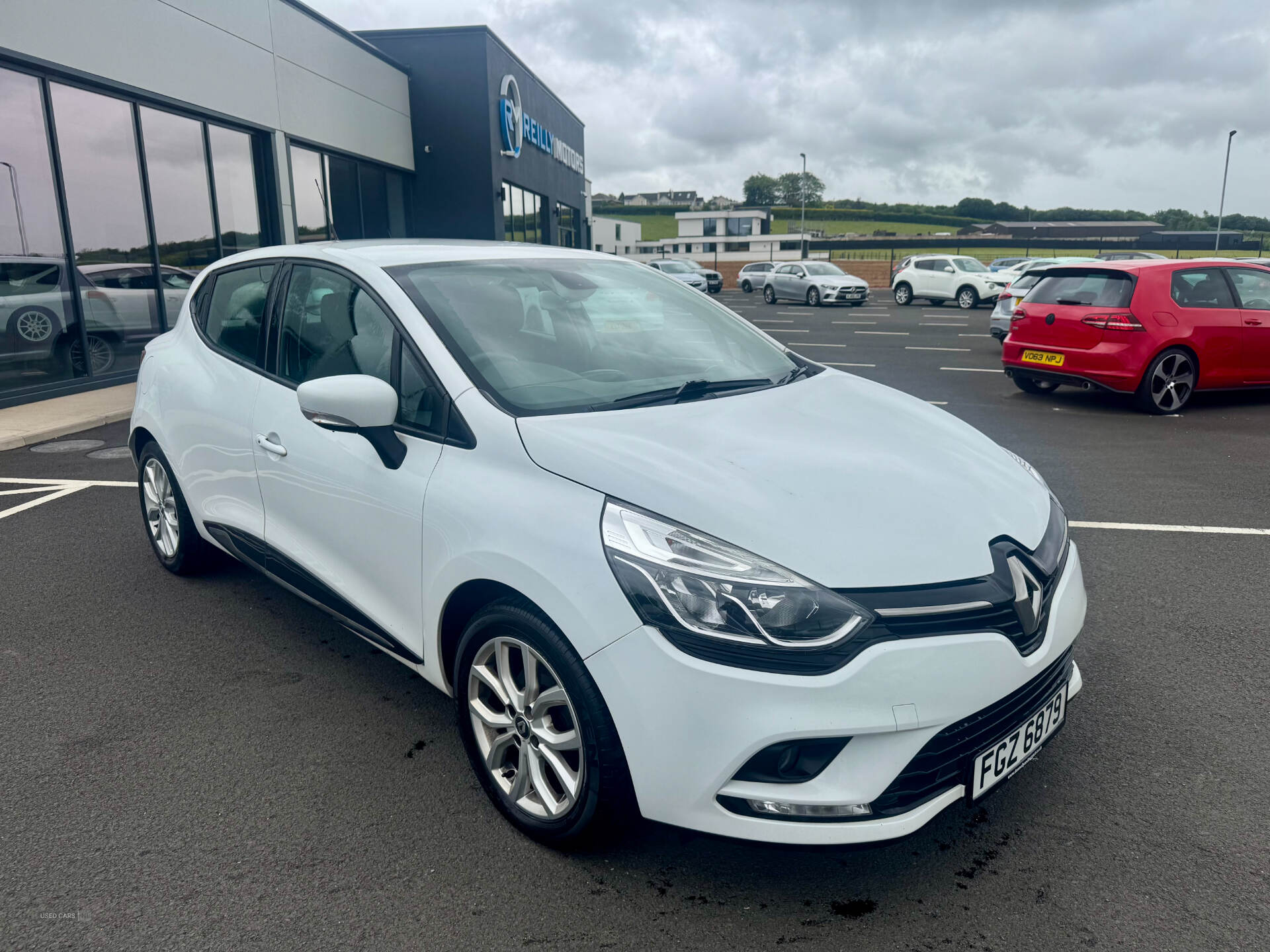 Renault Clio HATCHBACK in Derry / Londonderry