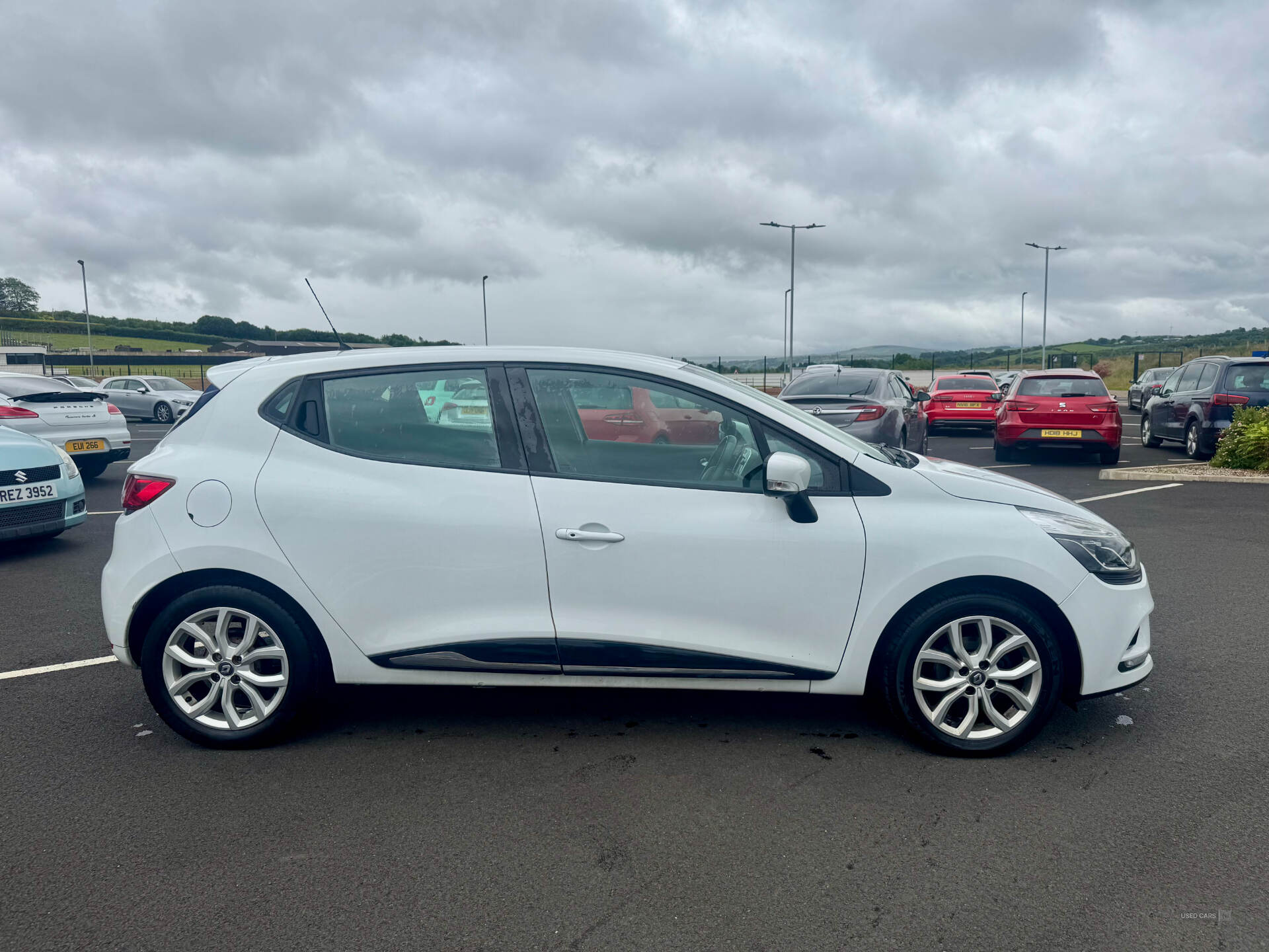 Renault Clio HATCHBACK in Derry / Londonderry