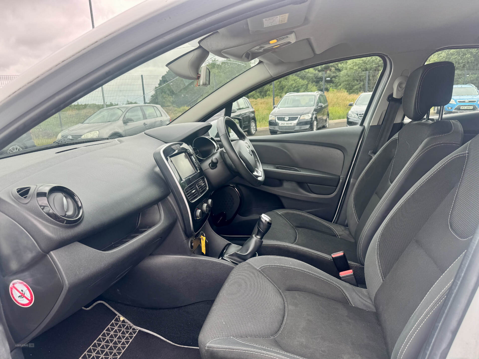 Renault Clio HATCHBACK in Derry / Londonderry