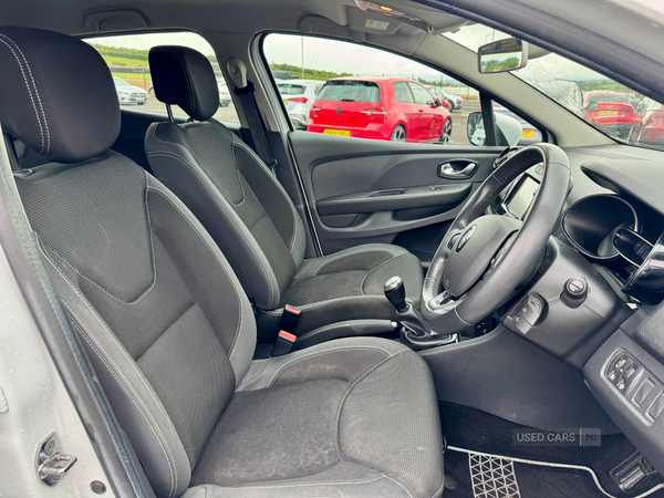 Renault Clio HATCHBACK in Derry / Londonderry