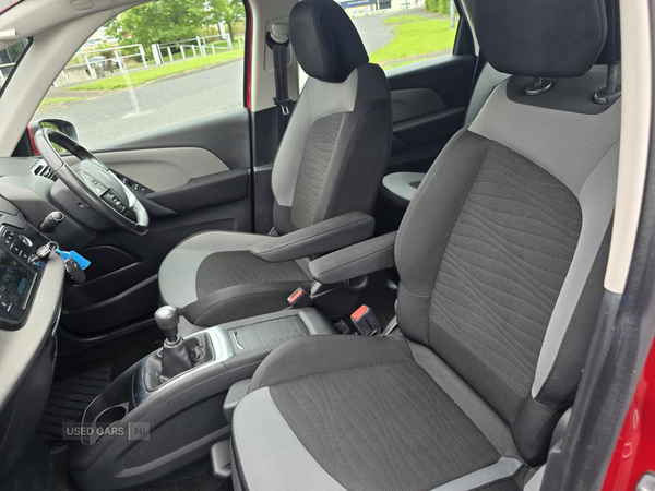 Citroen C4 Picasso DIESEL ESTATE in Down