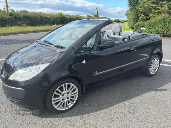 Mitsubishi Colt CABRIOLET in Down