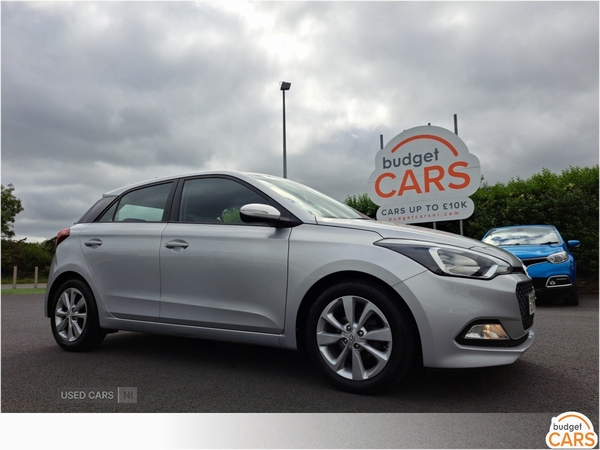 Hyundai i20 HATCHBACK in Down
