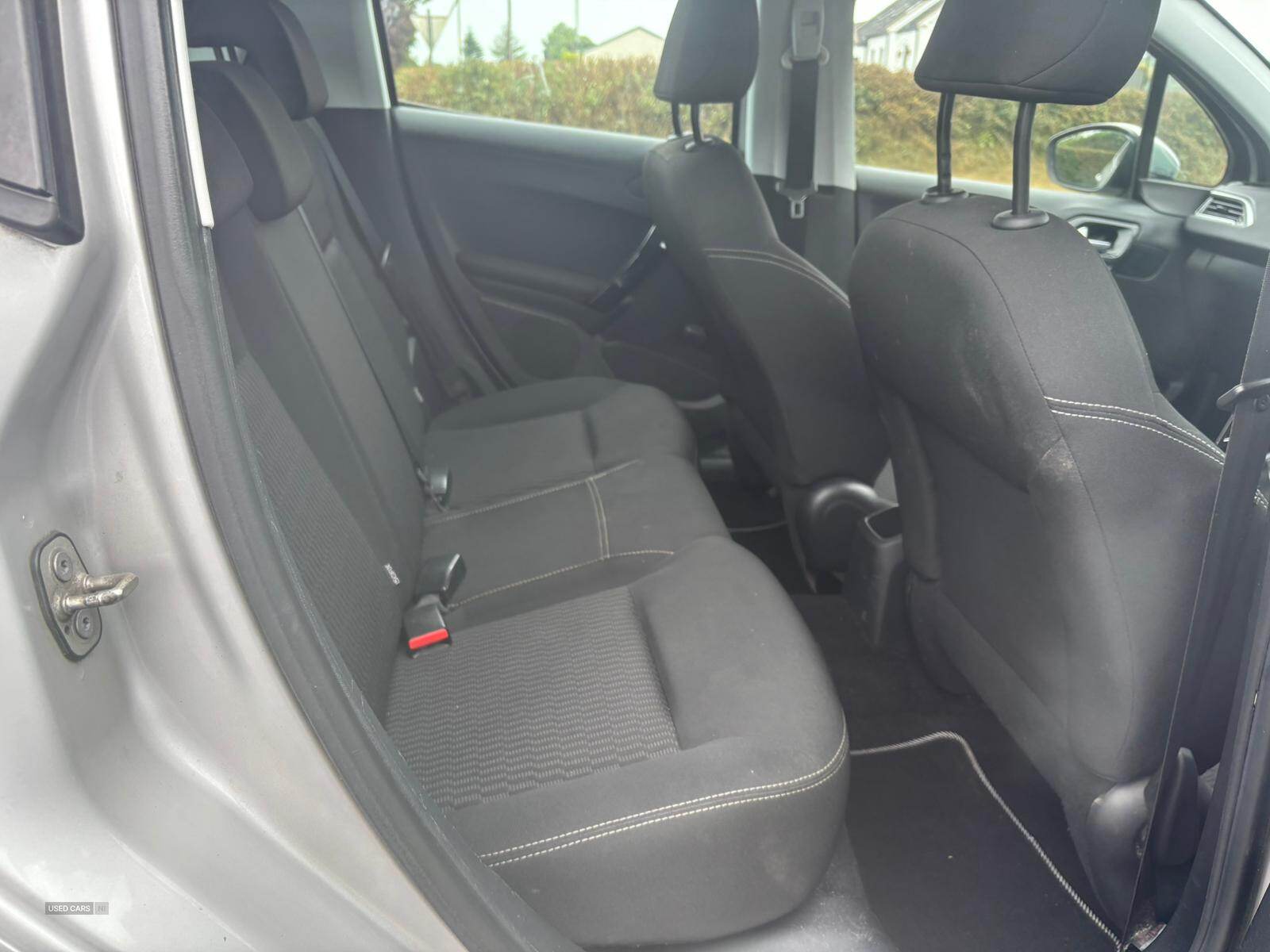Peugeot 208 HATCHBACK in Down