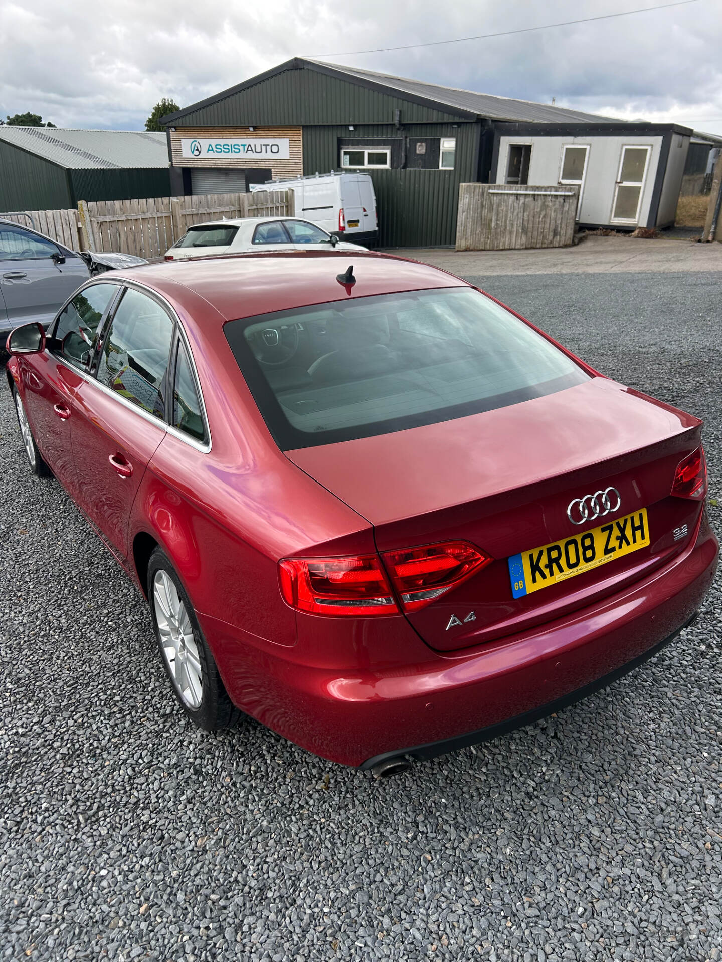 Audi A4 SALOON in Down