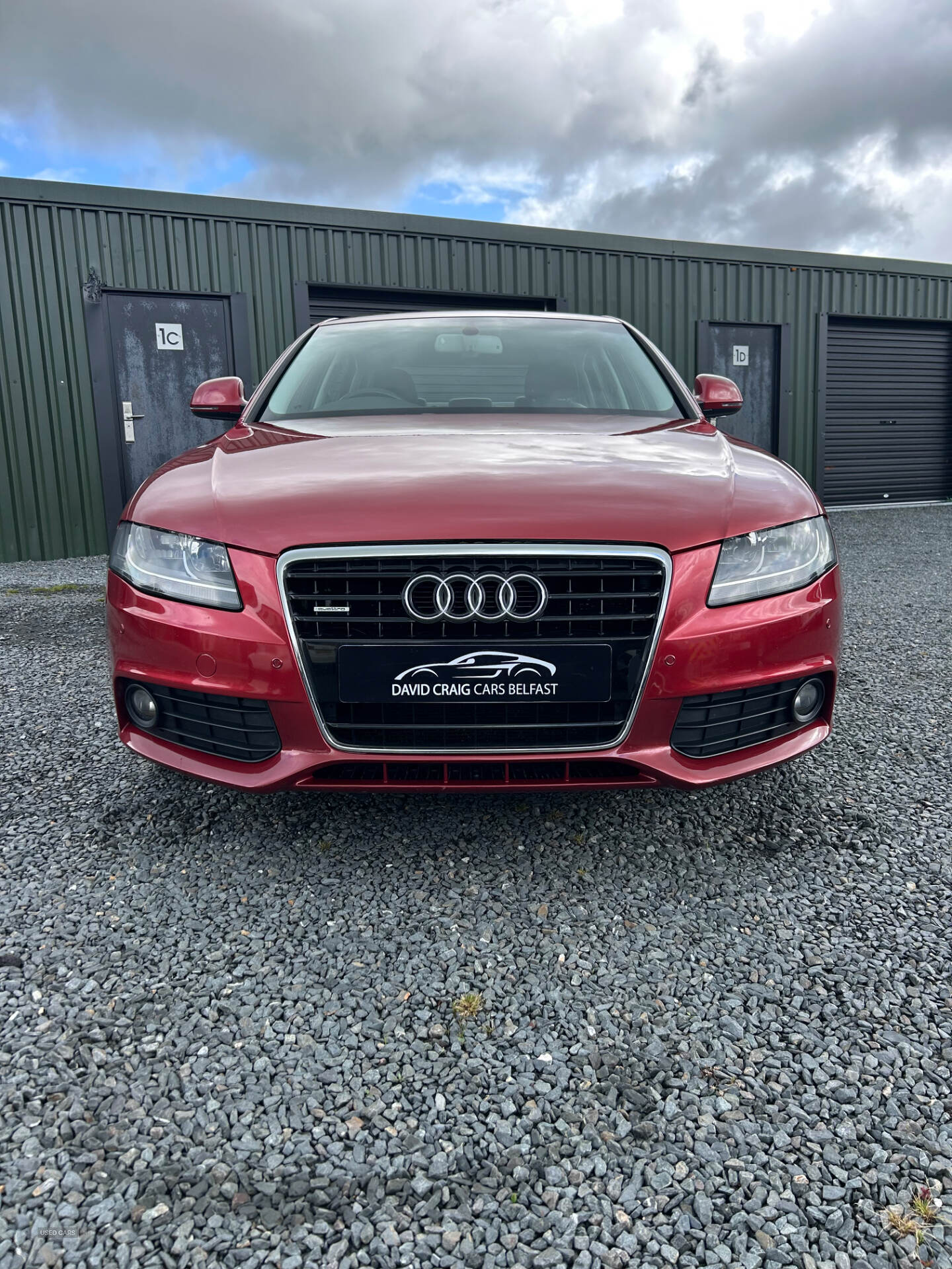 Audi A4 SALOON in Down