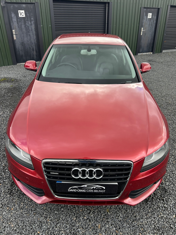 Audi A4 SALOON in Down