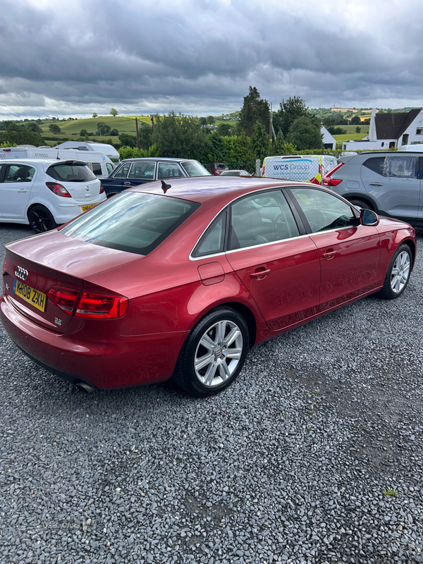 Audi A4 SALOON in Down