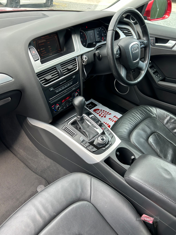 Audi A4 SALOON in Down