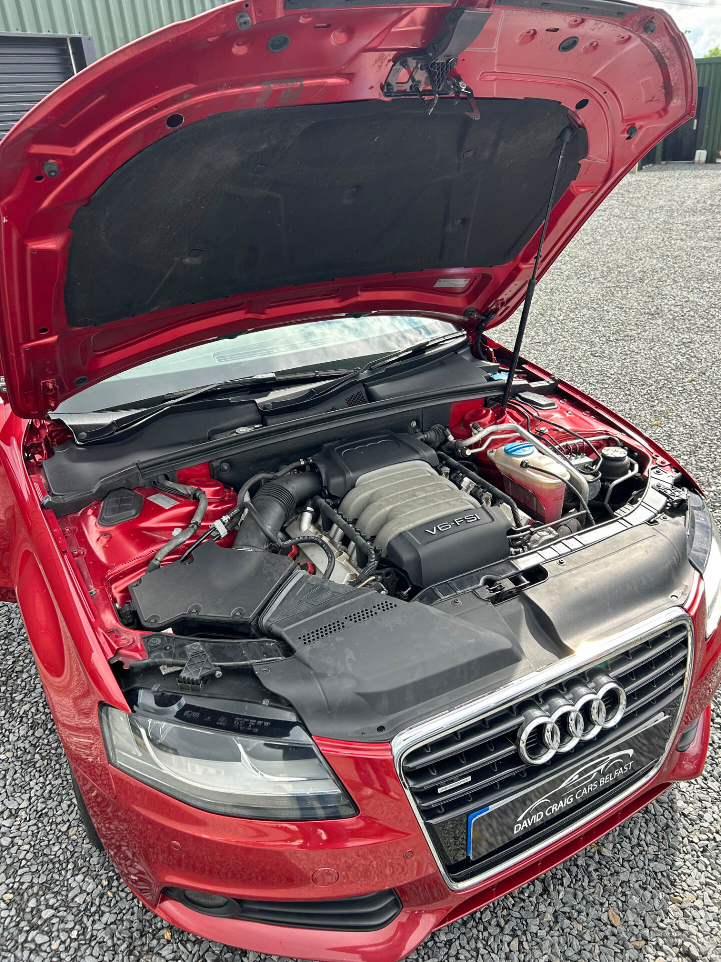 Audi A4 SALOON in Down