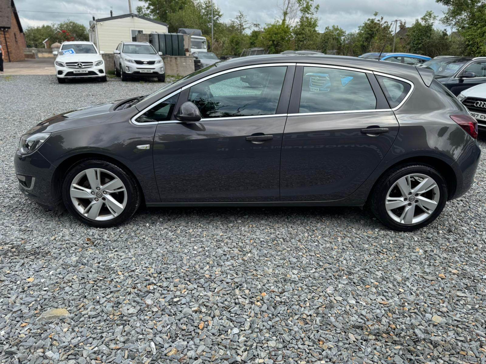 Vauxhall Astra HATCHBACK in Armagh