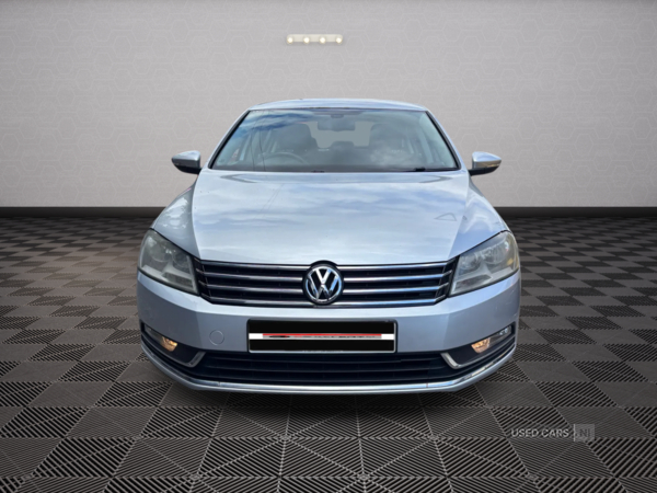 Volkswagen Passat DIESEL SALOON in Down