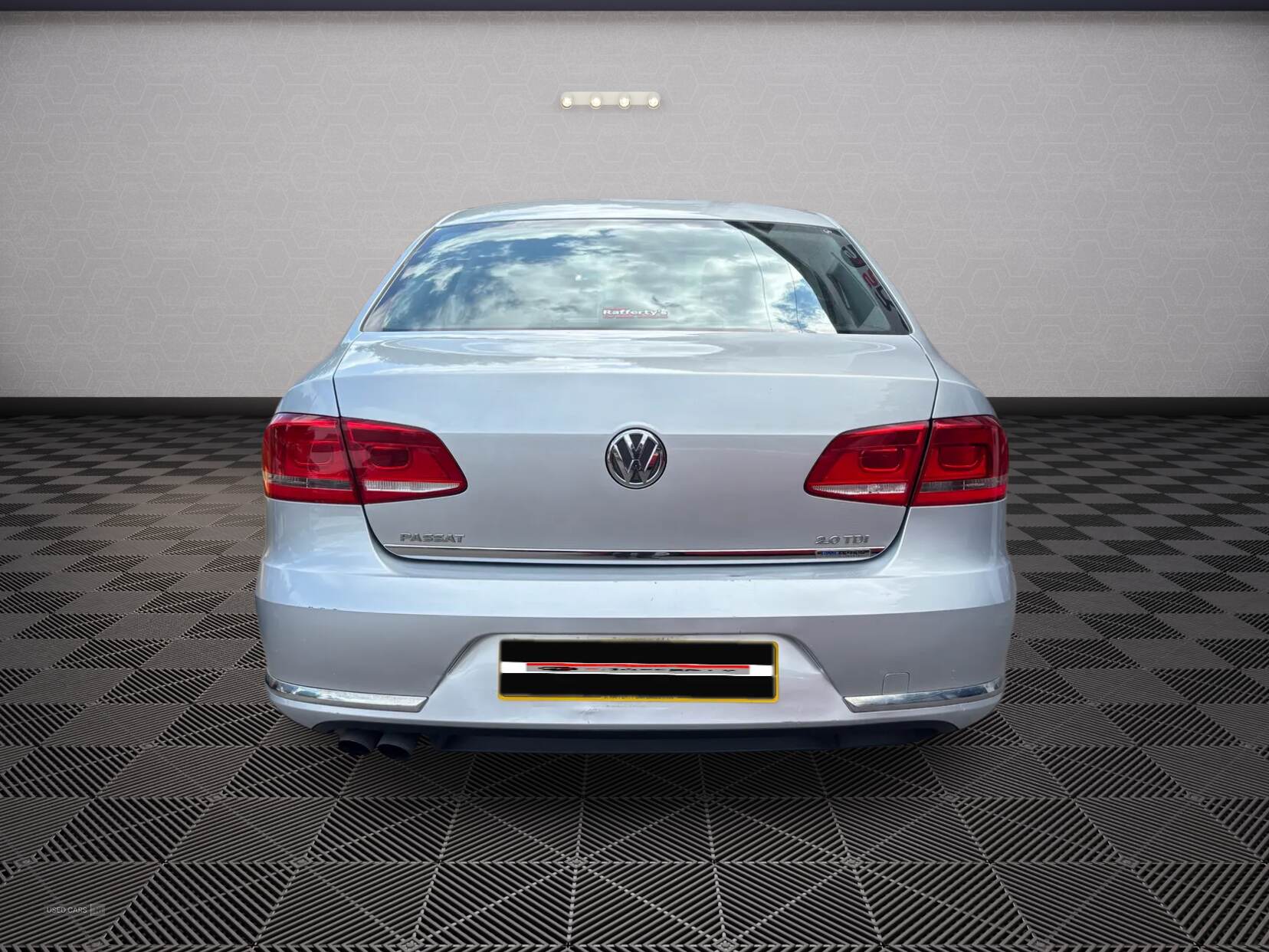 Volkswagen Passat DIESEL SALOON in Down