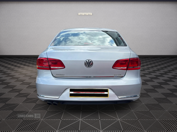 Volkswagen Passat DIESEL SALOON in Down