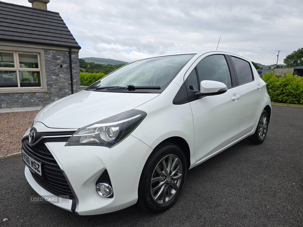 Toyota Yaris HATCHBACK in Down