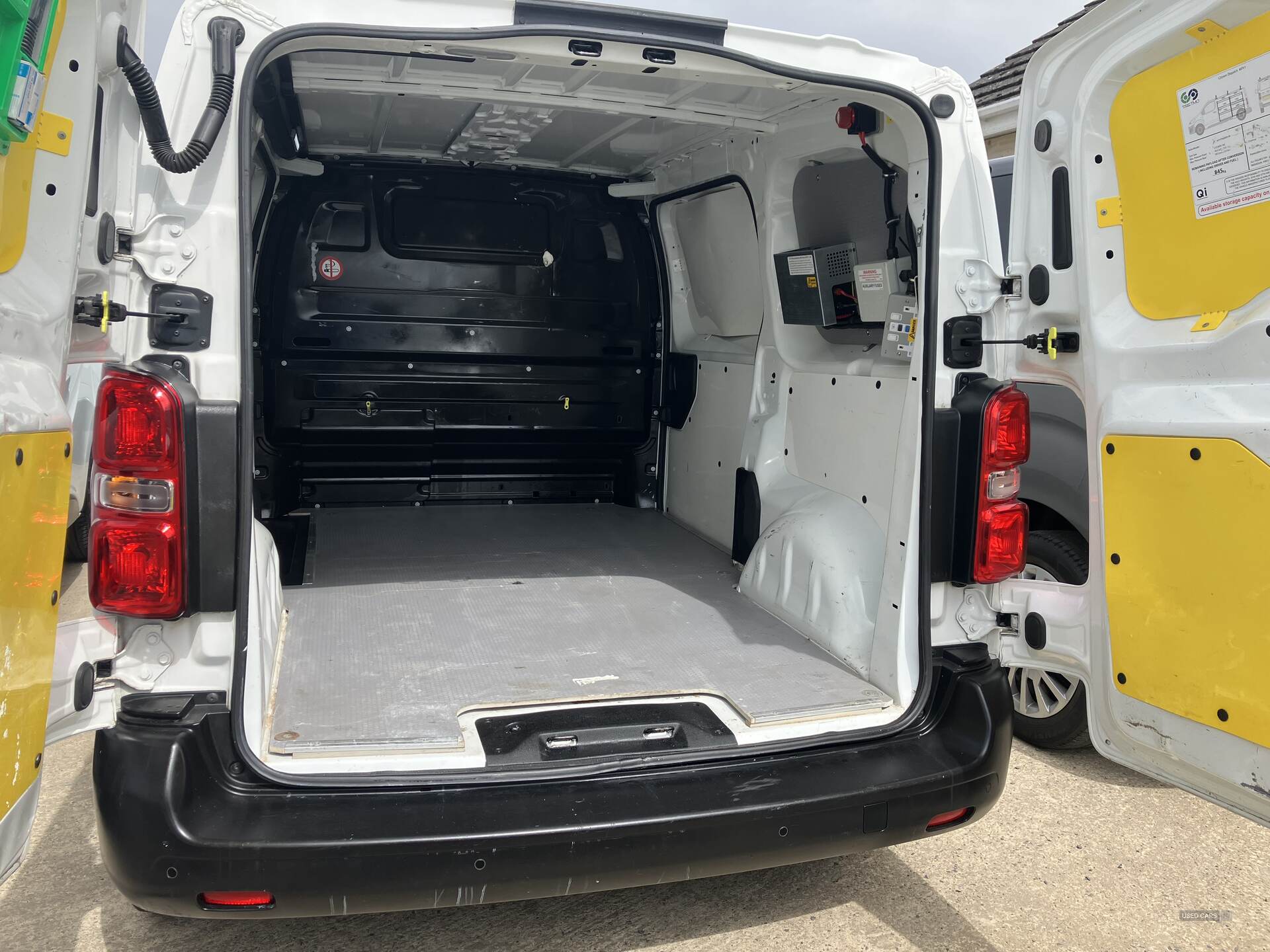 Citroen Dispatch M DIESEL in Down